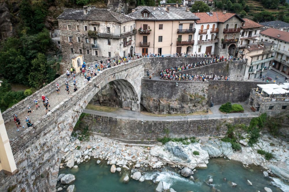 Monte Rosa Walserwaeg - Monte Rosa Trail, 82 km — le parcours dont cette page mesure les 13 tronçons